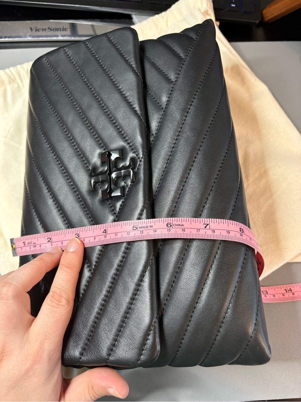 Tory Burch Kira Chevron Powder Coated  Convertible Shoulder Bag - Picture 12 of 12